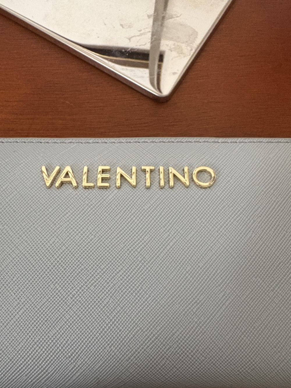 Mario Valentino pale blue wallet with card - Picture 2 of 9